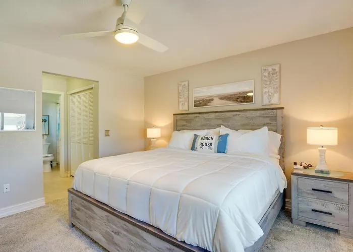 Punta Gorda Oasis W/ Saltwater Pool + Gas Grill!